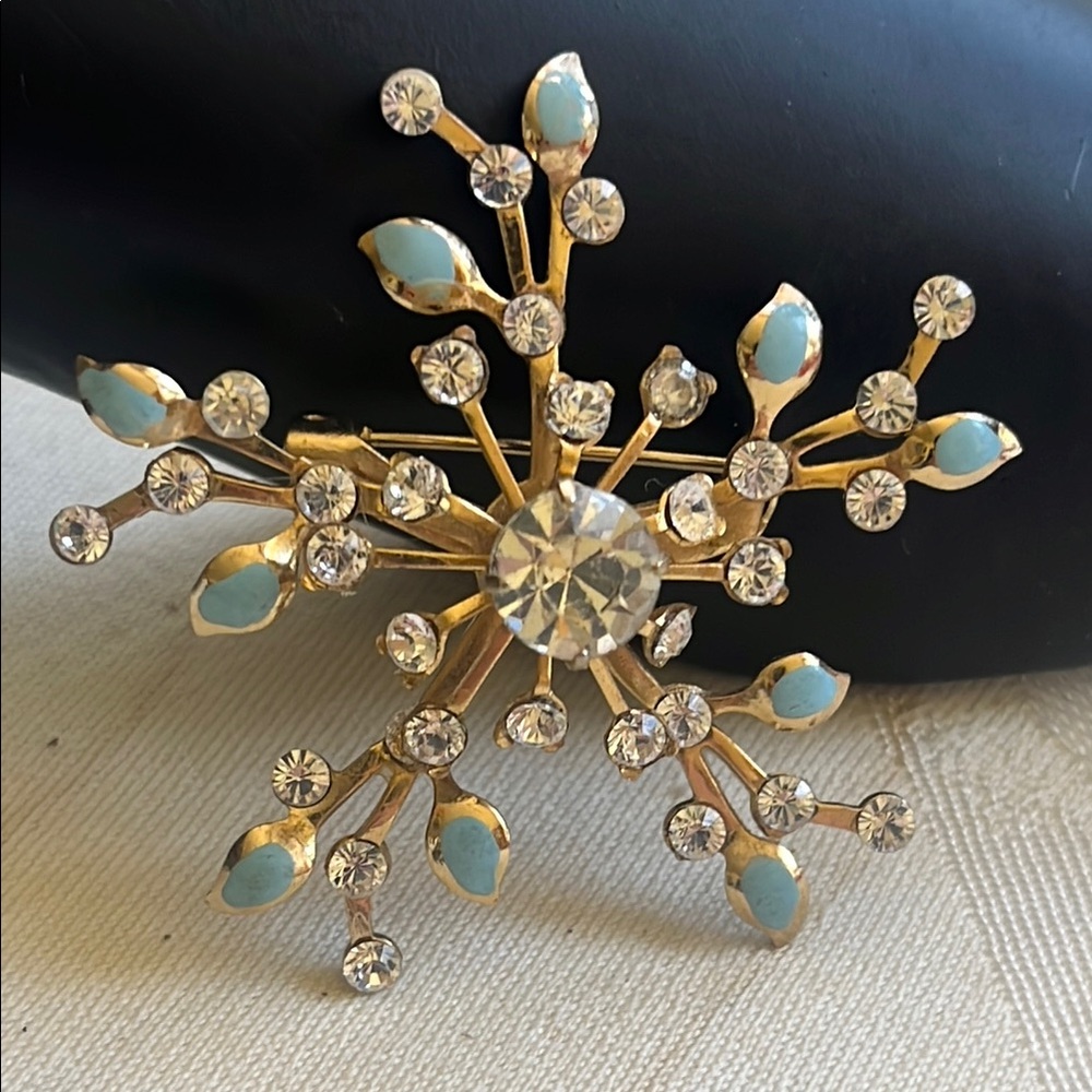 Coro Signed Large Gold Crystal Snowflake Brooch